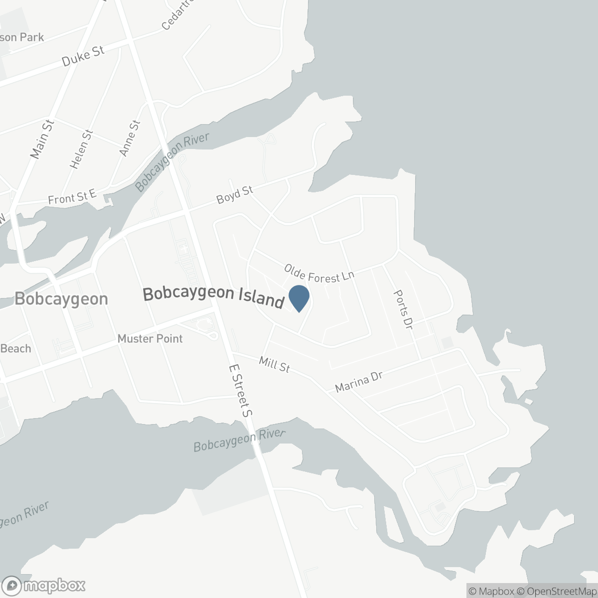 5 GOVERNORS DRIVE, Bobcaygeon, Ontario K0M 1A0